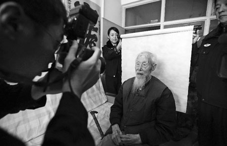 二代身份证真实姓名_身份真实姓名_真人身分证姓名