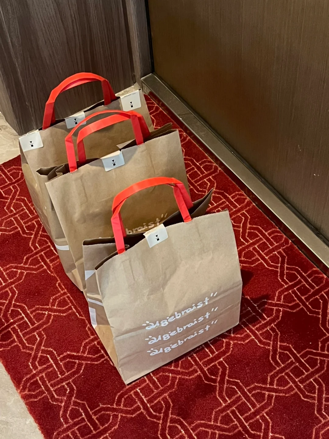 香港买surface pro3_买香港的机票需要什么证件_买香港药要上传身份证吗