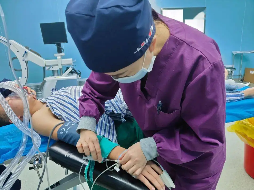 朝阳医院的电话号码_朝阳医院电话号码查询_朝阳医院电话号码