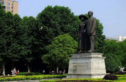 武汉满18岁身份证号_武汉人的身份证_武汉身份证420100