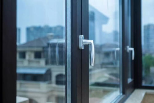 e格系统窗75,创新设计，引领高端门窗潮流